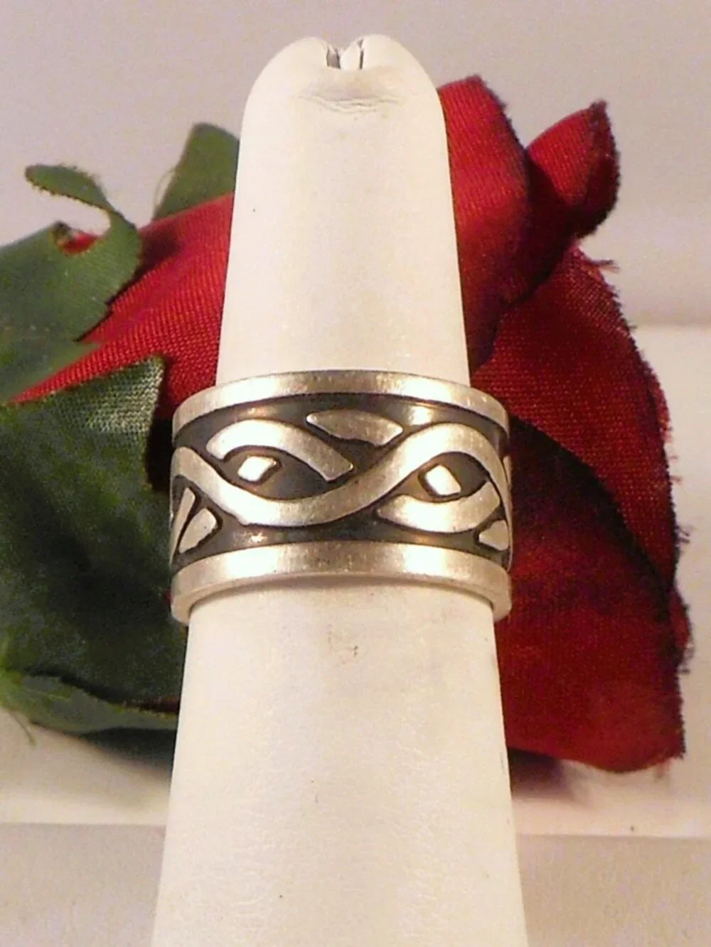 Sterling Silver Band Ring With Braided Wave Design Size 6 - Mexican Made